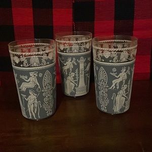 Set of 3 vintage Wedgwood drinking glasses